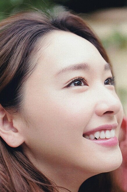 如何客观评价新垣结衣的长相？ - 清腥的...