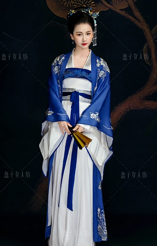 汉服唐裳-花瓣网