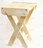 折叠木椅，白色背景孤立