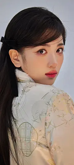 美女壁纸～传统与现代的碰撞，古典...@霁枫壁纸的动态