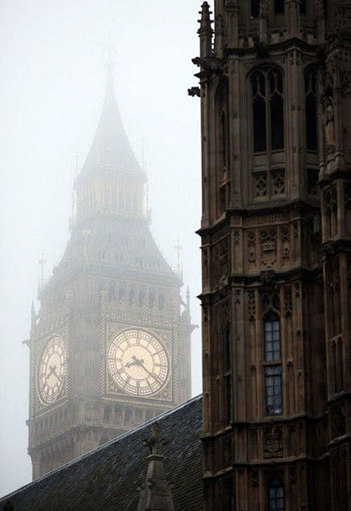 Foggy, Big Ben, Engl...