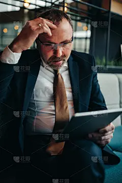 会议,平衡,垂直画幅,领导能力,古老的,周末活动,套装,男商人,男性,仅男人