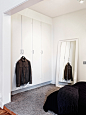 白茶™ » 简单家居生活杂志 » 51平米的简约现代单身公寓
