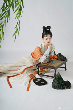 叶小二酱采集到服饰妆造