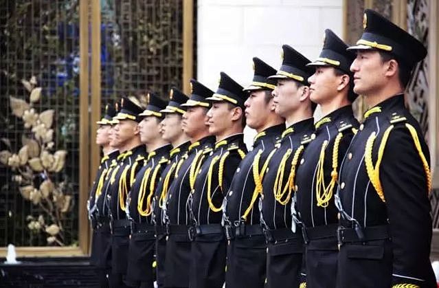 点击查看源网页