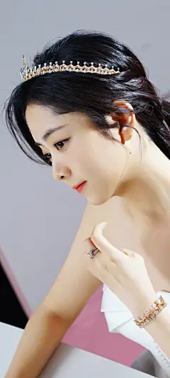 谭松韵 美女全面屏手机壁纸