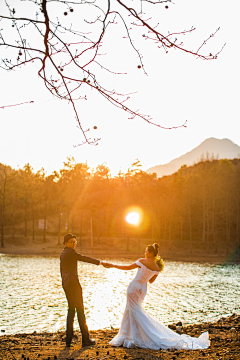 小0是小零呀采集到木夕客片之婚纱篇