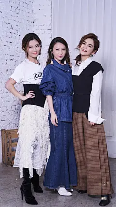 S.H.E #明星# #手机壁纸#
