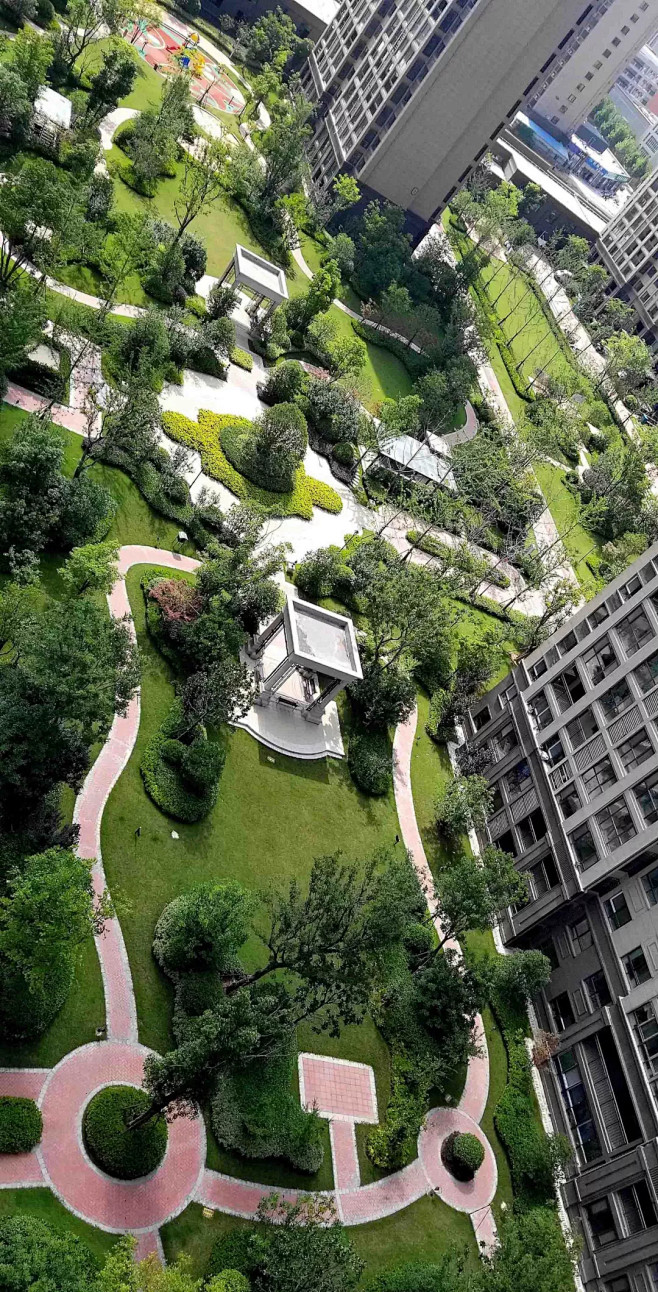 经典大区景观vs现代景观徐州绿地工润和平壹号大区景观建成时间南