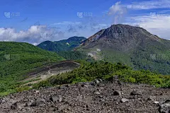从南嘉山看昭苏山