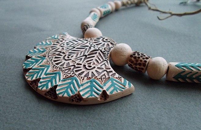 necklace : ceramics