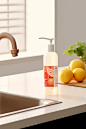 geomyidae_Dish_soap_near_the_sink_Modern_minimalist_kitchen_pro_b2dd1667-9e31-4e8d-9b79-84c5fd3da572