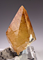 Calcite with Sphalerite / Mineral Friends <3 | Science and nature