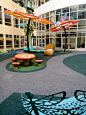 90后景观部落群 316535930Rainbow Babies & Children's Hospital - Cleveland, OH    The Rainbow Babies Healing Garden is a whimsical themed outdoor (courtyard) environment for children and families to come and relax.     The garden features a brownstone house p