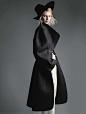 Julia-Nobis-by-Patrick-Demarchelier-for-British-Vogue-August-2014-7.jpg (2311×3076)