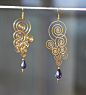 wire earrings :)@北坤人素材