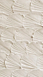 the texture of white paint is shown in this image