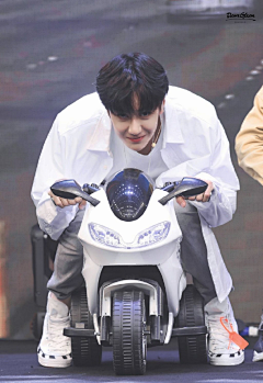 MissHavisham采集到是YIBO呀*_*