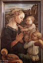 　　木板蛋彩画 1465年 95 x 62 cm 乌菲齐美术馆，佛罗伦萨
　　这幅非常有名而且广受欢迎的作品，一直被认为是代表利比最高成就，也最富于感情表达的作品之一。显然这是一幅晚期作品，它的基调有一个明显的迹象，这一点今后将被波提切利、波来乌罗和达芬奇发扬光大：线条的张力和明快，面容的预兆，和画中人物表达出的温柔的忧郁。有人说这幅作品并不是描绘一个母亲和她的孩子，而是一个抽象人物全神贯注地陷入个人思想和感情的巨大沉思中。
　　设计元素在这幅作品里被如此的强调，以至于看上去仿佛它就是画家要表达的全部。