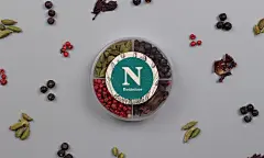 Numen Dry Gin 创意 包装 插画 素描 品牌 瓶子 木盒 设计