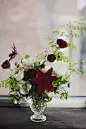 dramatic floral arrangement // photo by Vicky Starz // flowers by Sweet Woodruff