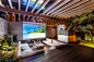 Gorgeous lounge area - a small oasis in the middle of noisy city (9)