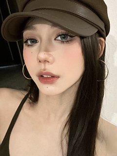 卓昊采集到好看的妹子