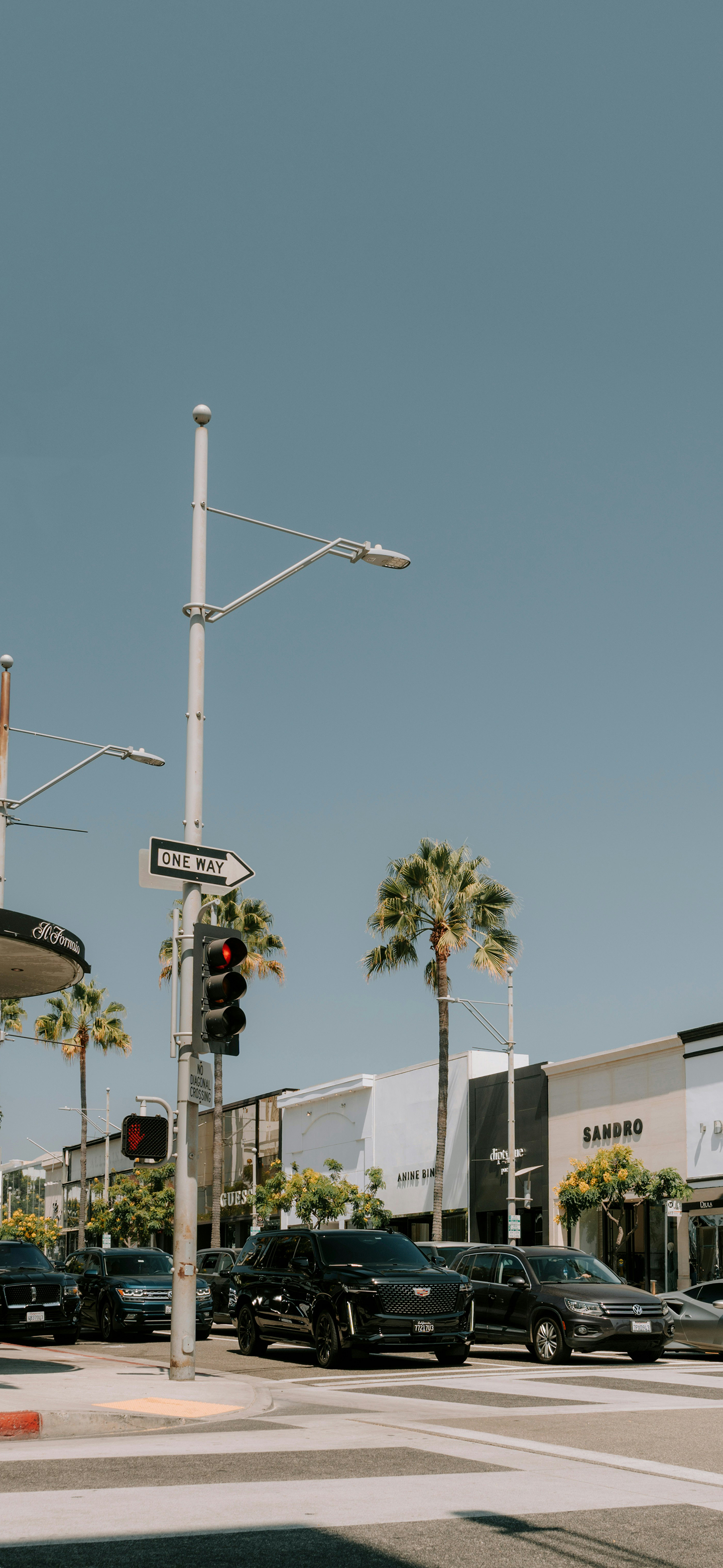 又发现一张还不错的手机壁纸