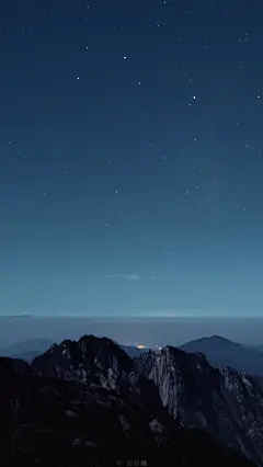 惟愿你，
心体澄澈无尘，星月挂满长空。 
十一月，新手机壁纸，送你们。 ​​​​